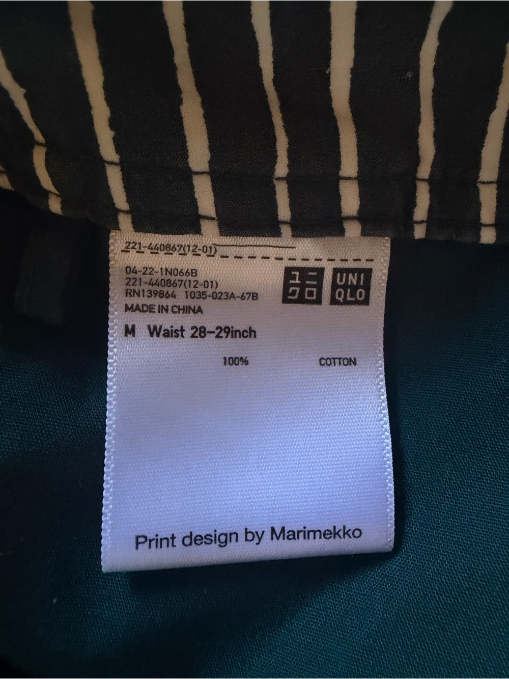Uniqlo Marimekko Navy Blue and White Pinstripe Pants Size 28 - Picture 5 of 8